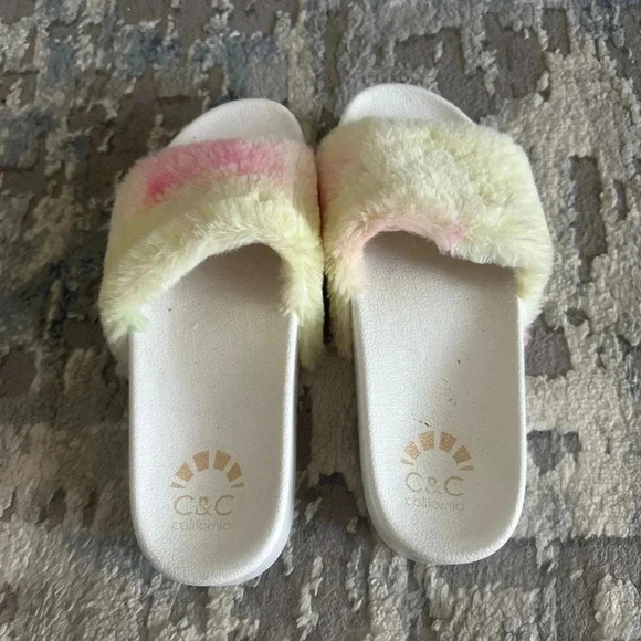 Size 7 - Picture 2 of 5